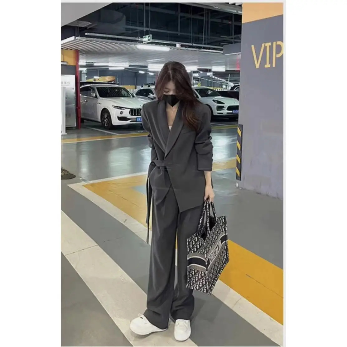 Solid Color Women's Pant Suit with Drawstring Casual and Spliced Design Spring 2023 New Fashion Advanced Feel