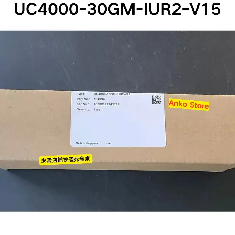 Фото Совершенно новый оригинальный датчик UC4000-30GM-IUR2-V15 104094. №1