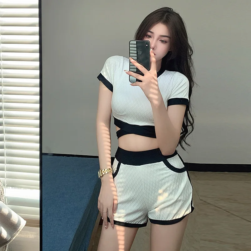 

Women's Two-Piece Foreign Trade Short Sleeve Boxer High Waist Thin and Small Chest Turtleneck Conservative Student Swimsuit