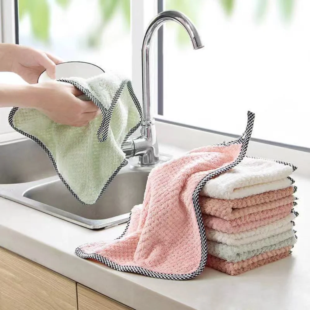 

5 Pcs Coral Velvet Cleaning Cloths Hangable Hand Towel Kitchen Washing Cleaning Towel Household Cleaning Accessories