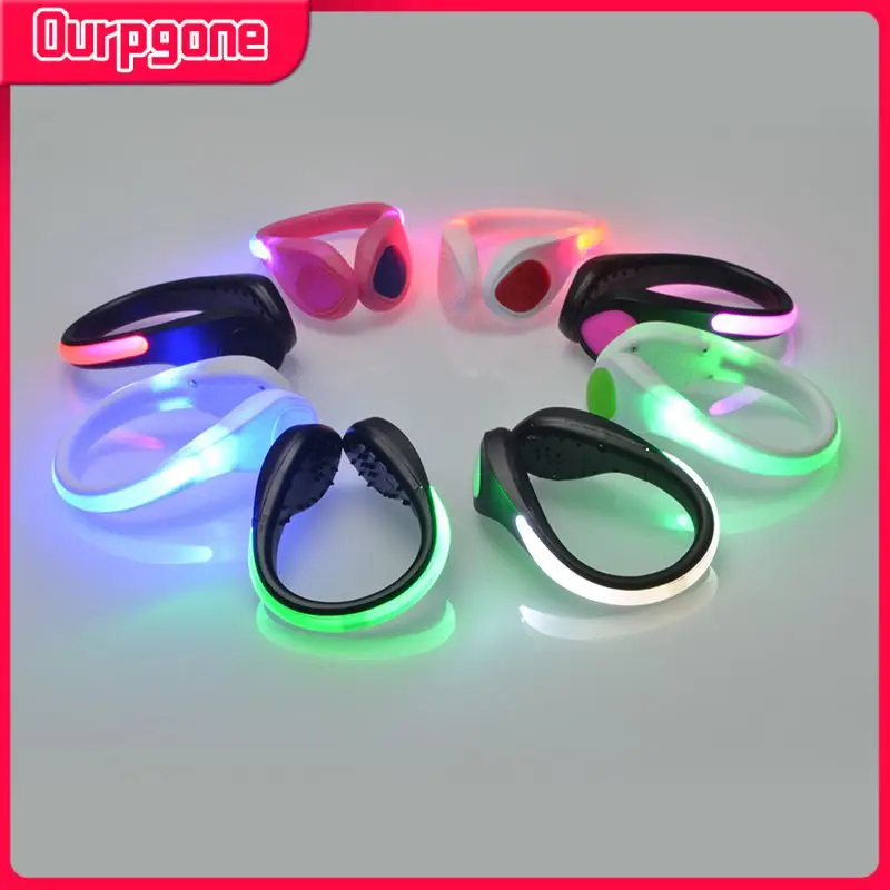 

Аксессуары для бега и ходьбы, аксессуары для велосипедов, ночных прогулок