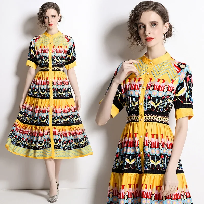 Женское однобортное платье-трапеция с коротким рукавом и круглым вырезом