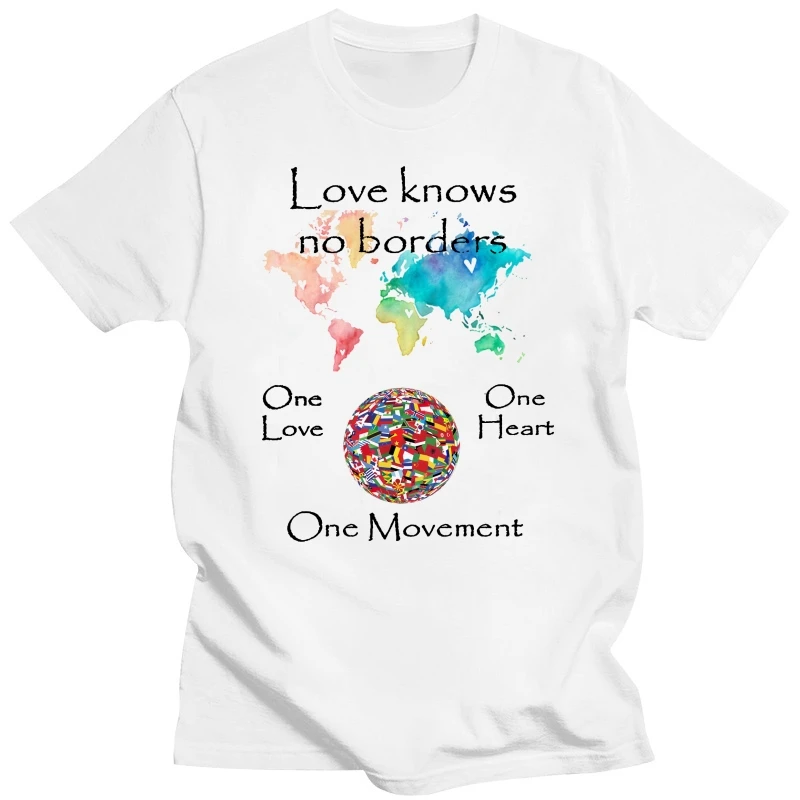 

Женская белая футболка с надписью Love Knows No Boarders One Love
