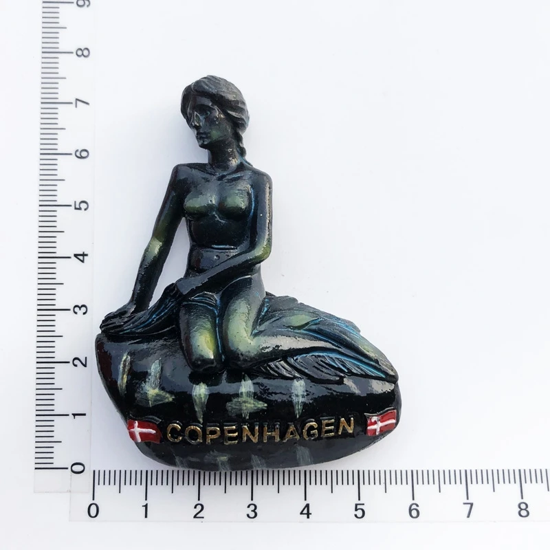 

Магнит Дания для холодильника