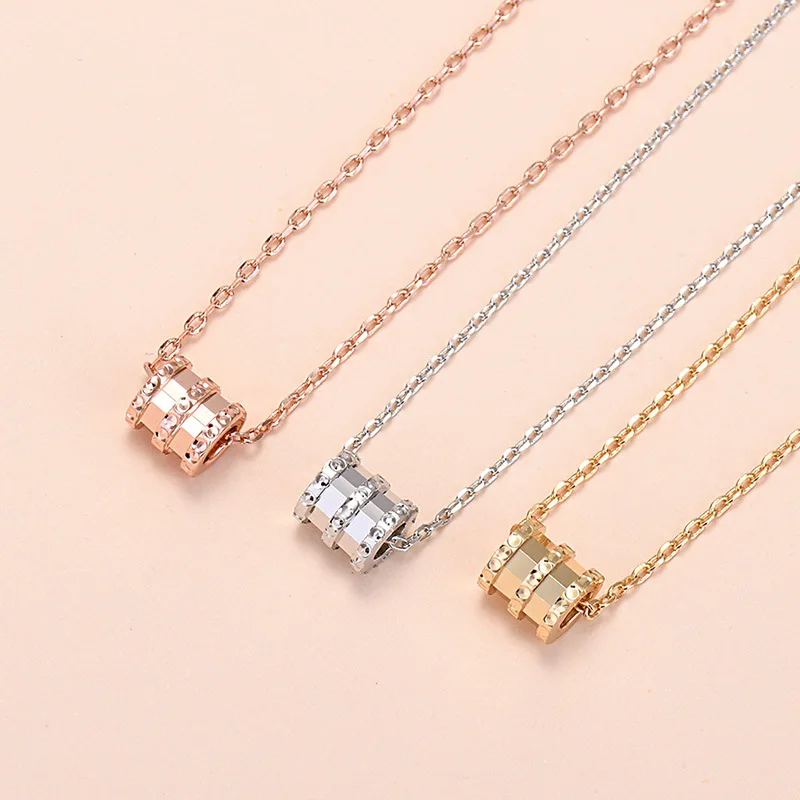 

New 2022 Designer 925 Silver Mini Waist Necklace Geometric Pendant Clavicle Chain