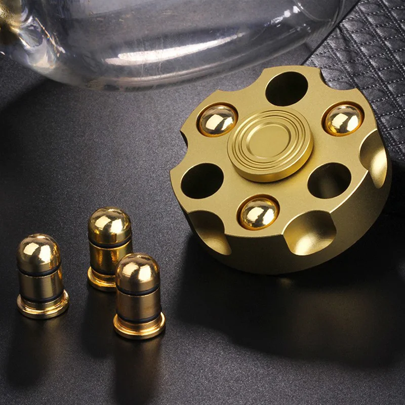 

Fingertip gyro revolver clip High-speed finger gyro rotating decompression artifact boring to kill time.