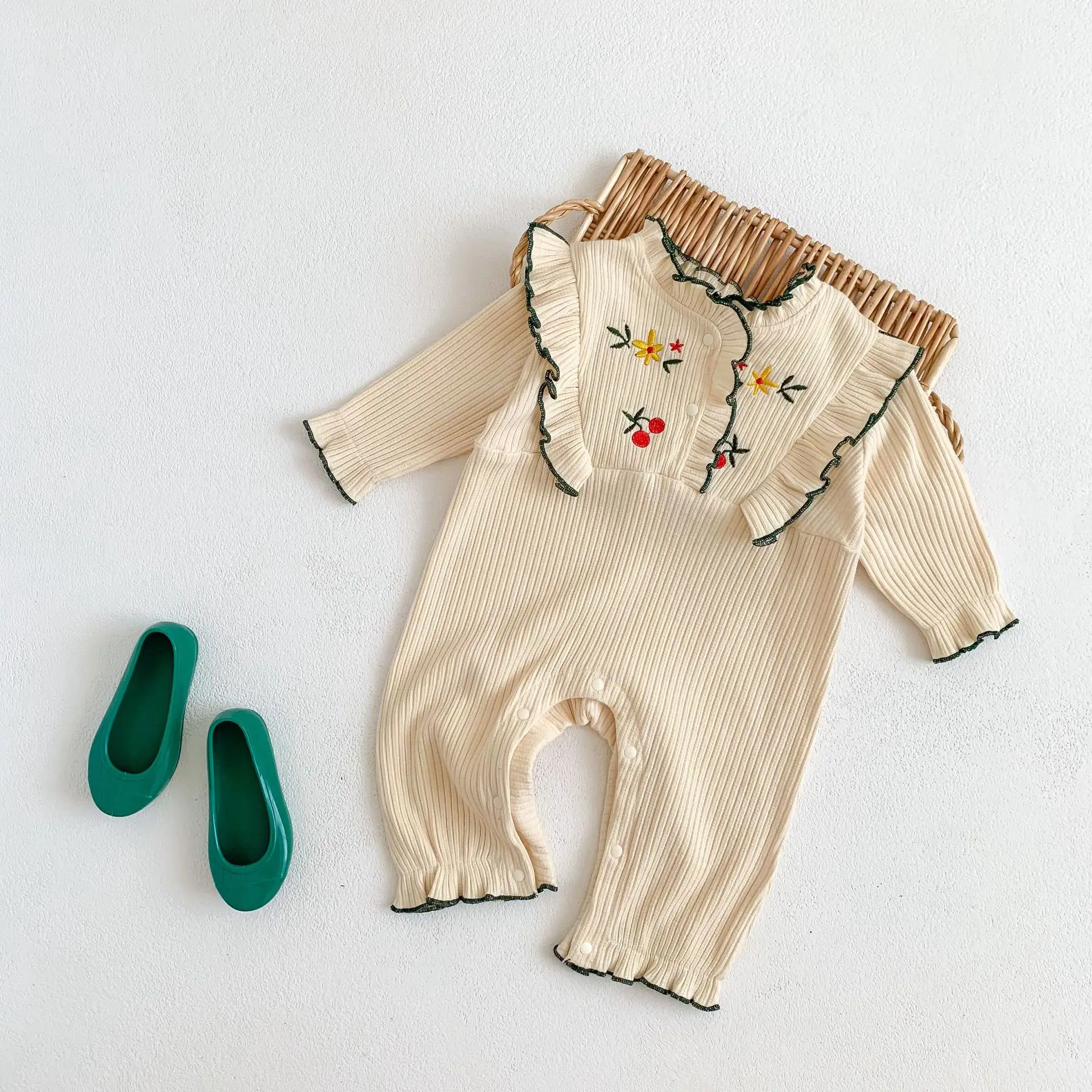 

Newborn Baby Girls Clothes Knitted Baby Jumpsuit For Girls Ruffle Long Sleeve Infant Baby Playsuit Toddler Girls Overalls Cotton