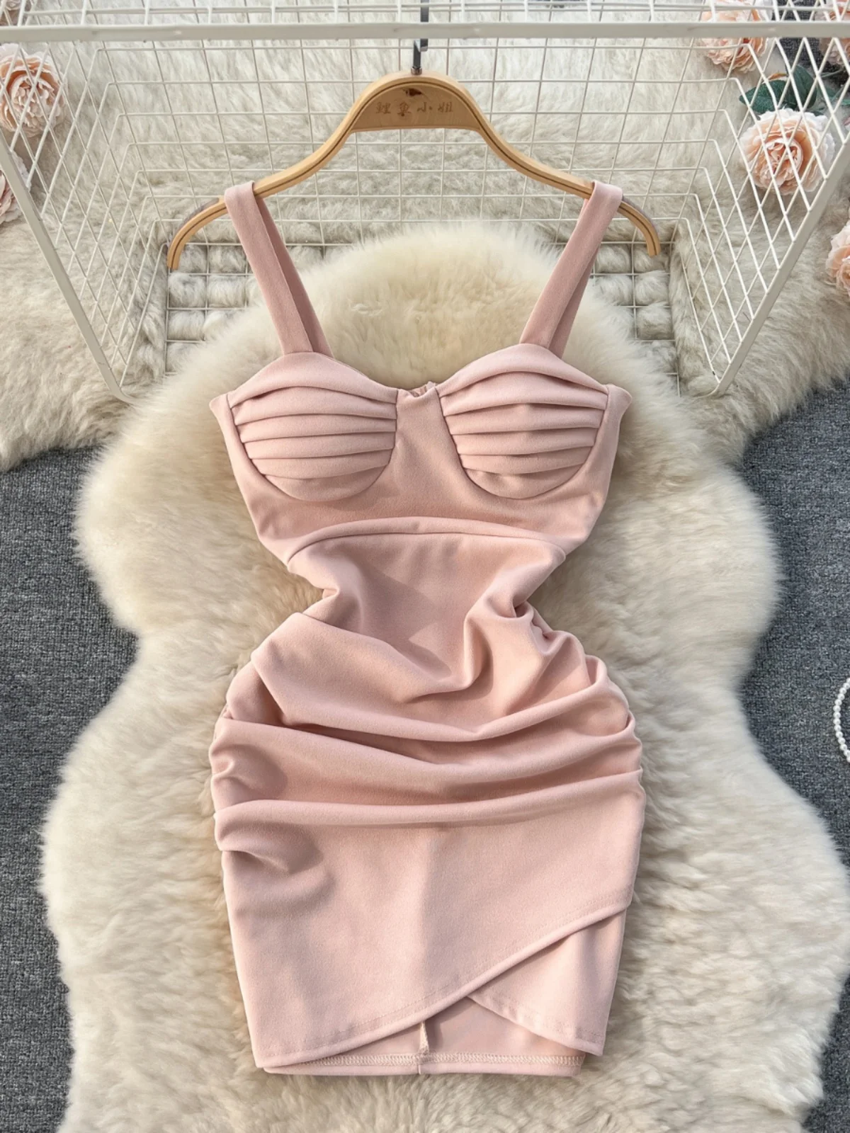 Foamlina Ночной клуб Женская одежда сексуальное Плиссированное тонкое Fi короткое