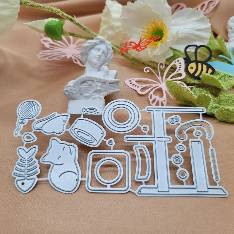 

Cat and Fish Metal Cutting Die Decorative Clipping Paper Craft Knife Die Blade Punching Template Die