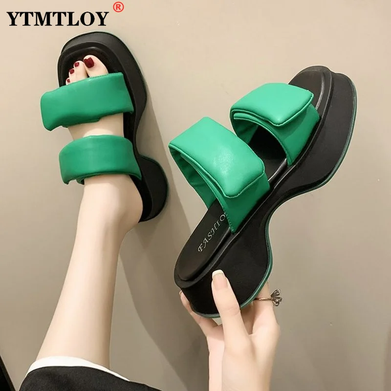 

Женские мюли на массивной платформе, Сланцы на танкетке, удобные уличные шлепанцы для отдыха, пляжная обувь, 5, лето 2022