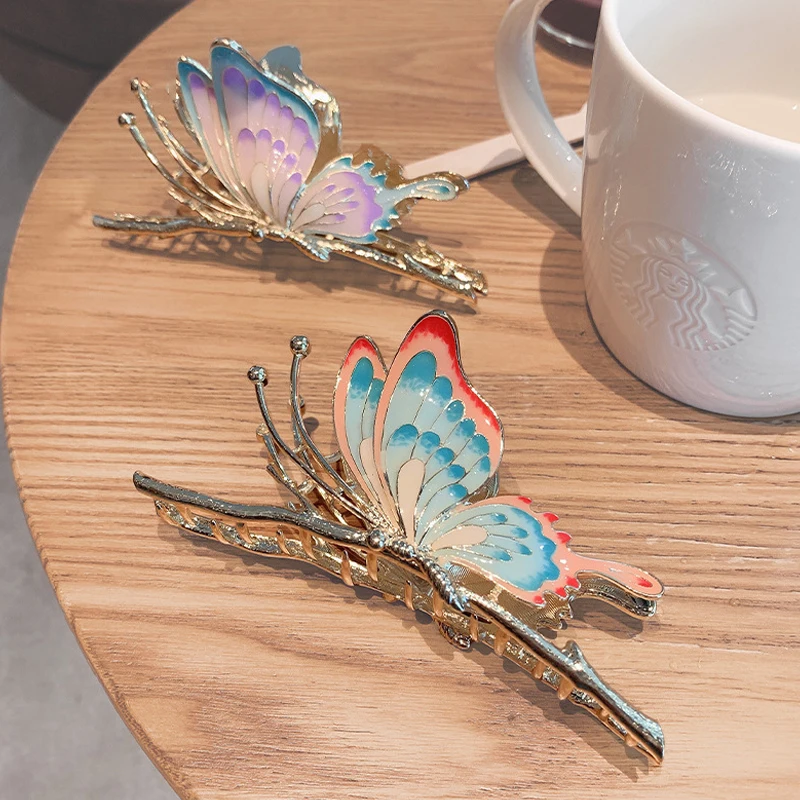 Рисунок 2 - Заколка для волос в форме бабочки