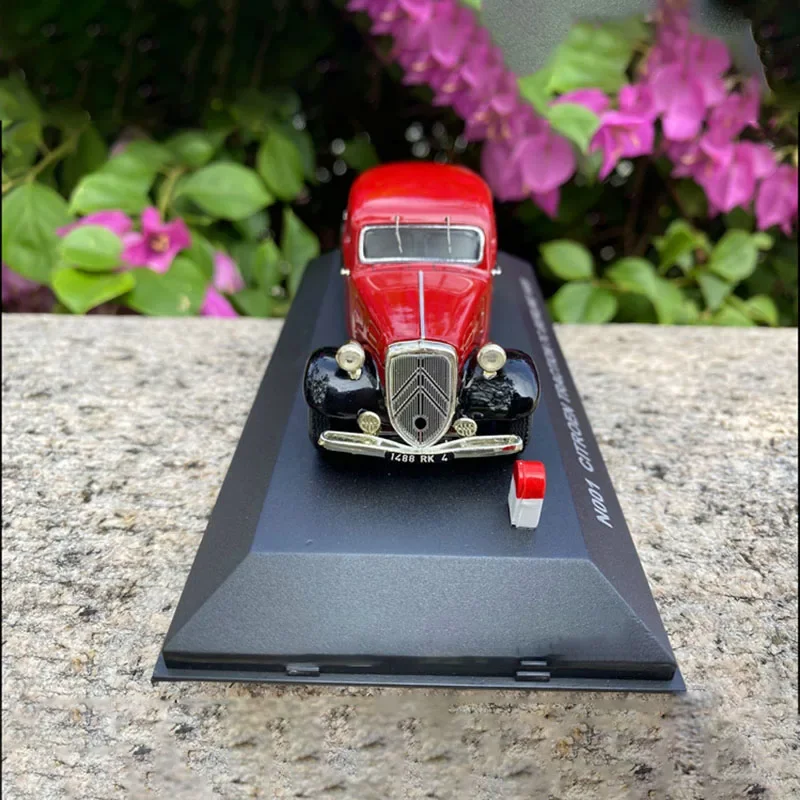 Литой под давлением сплав масштаб 1:43 1936 CITROEN TRACTION 7C Berline копия модели автомобиля