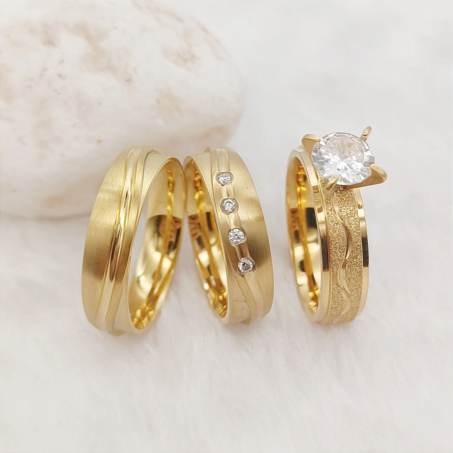 

Exclusive Wedding Engagement Rings Sets For Her and Him Unique Western 18k Gold Plated Jewery Lovers