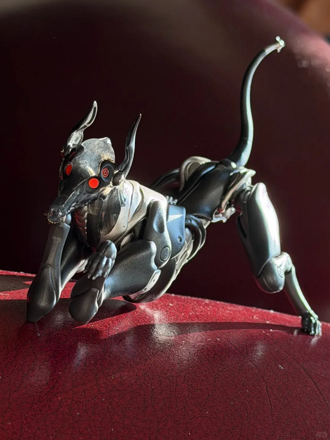 Фото В наличии: Sexyice / Ice Studio Vermin Series Eae Canine-Type Biological Zatard Hound (Предварительно окрашенная готовая фигурка) №5