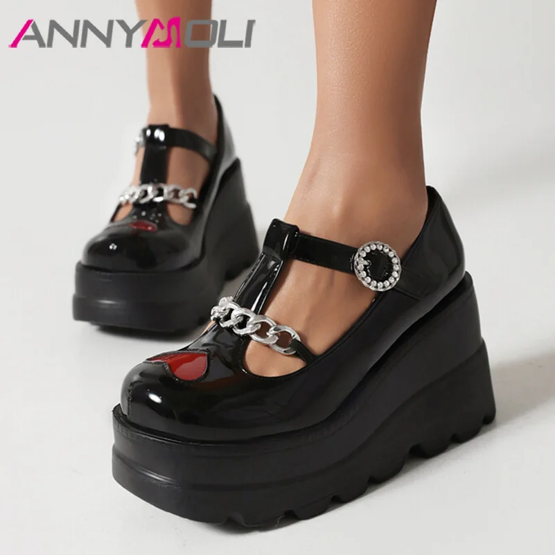 

Женские туфли-лодочки на танкетке ANNYMOLI, туфли из искусственной кожи на платформе и высоком каблуке с круглым носком и Т-образной перекрестной цепочкой, блестящие туфли в стиле панк, весна-осень