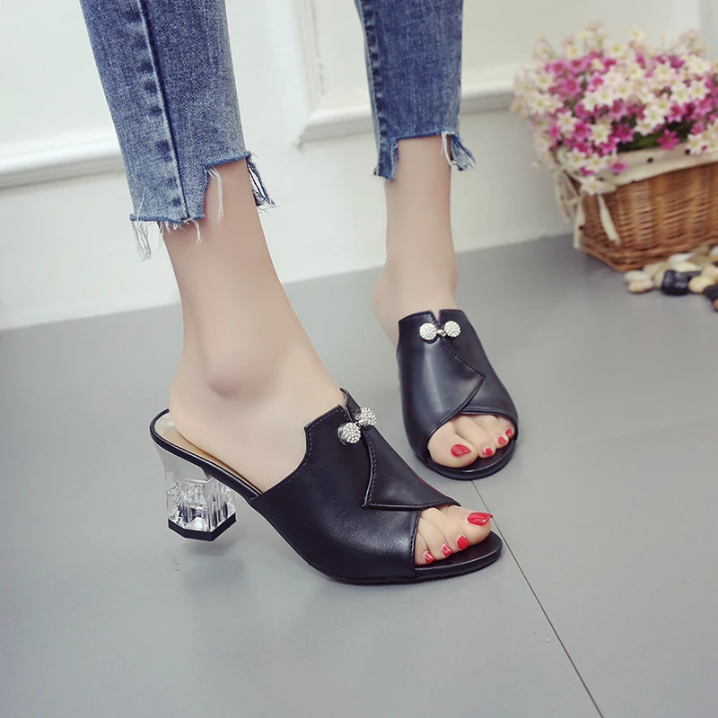 

New Korean Fashion Crystal Slippers Women Summer Sandals Thick Heel High Heel All-Match Rhinestone Open-Toed Women Shoes