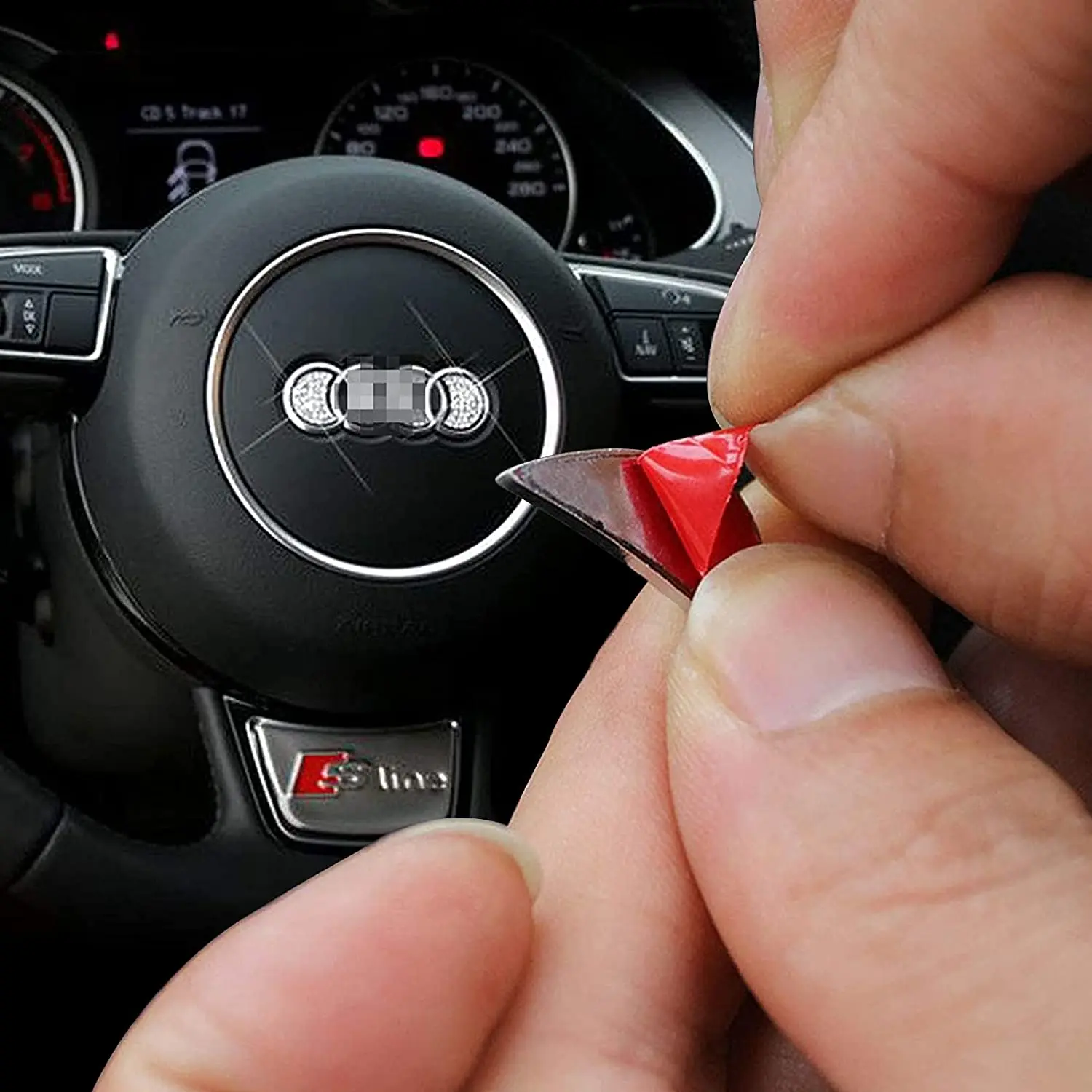 Наклейка на руль с кристаллами и стразами для Audi A1 A3 A4 A5 A6 A7 A8 Q3 Q5 Q7 S3 S5 S6 S7 S8 RS3 RS4 RS5 RS6