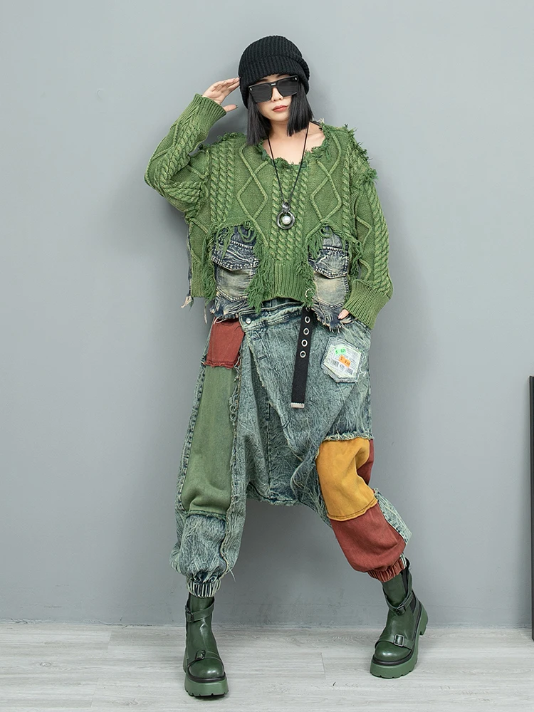 Женский джинсовый свитер с круглым вырезом и джинсы вязаный шерстяной костюм из