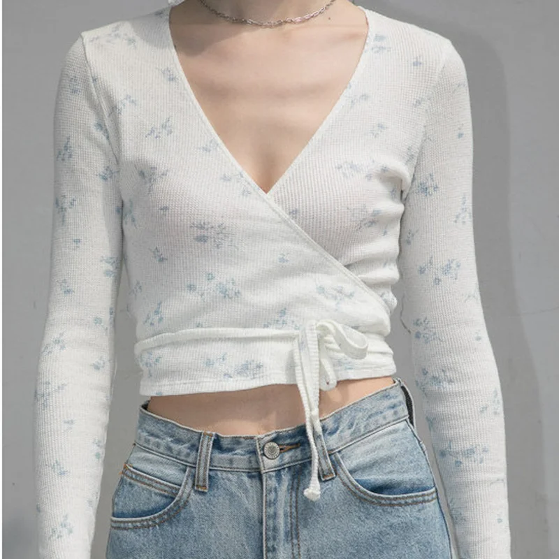 

Floral V-neck Cross Tie Wrap Women's Vintage Long-sleeved V-neck T-shirt Autumn Crop Tops 2021 New Women Cottagecore Top