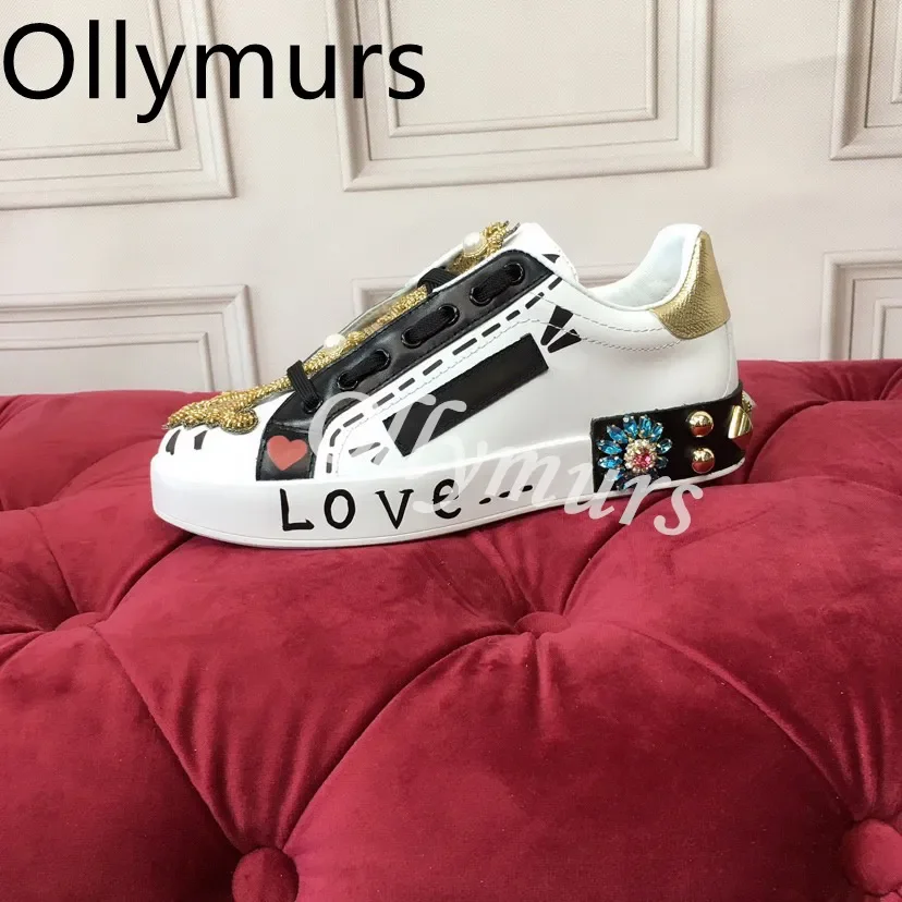 

Ollymurs Size 35-45 Genuine Leather Sneakers Butterfly Crown Flats Rivet Luxury Autumn Designer Shoes Casual Zapatillas Mujer