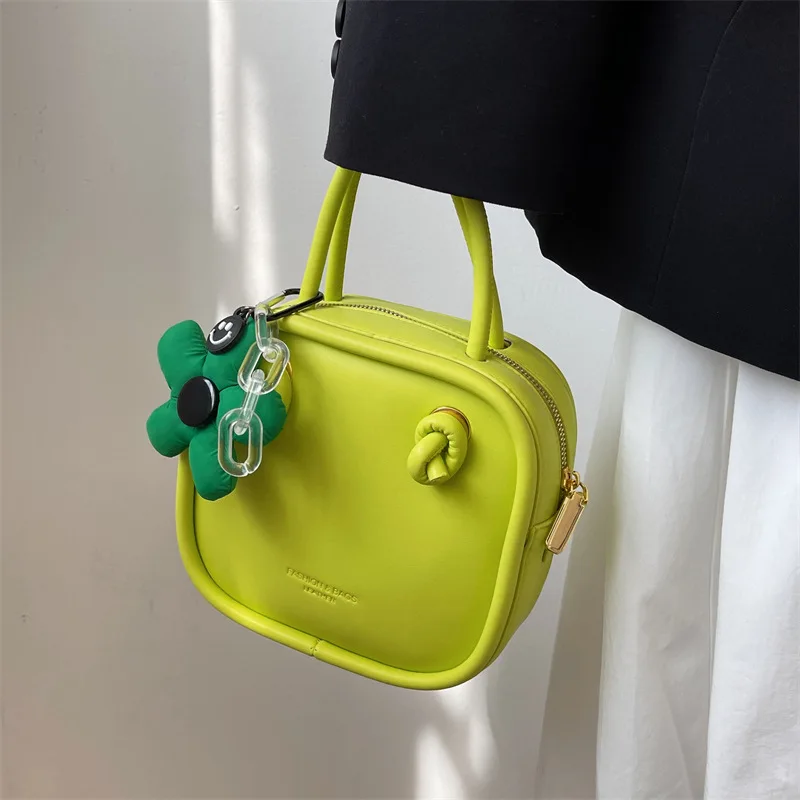 

Handbag Messenger Bag PU Ladies Small Square Handbags Avocado Green Summer Fashion Handbag PU Square Bags + Flower Pendant