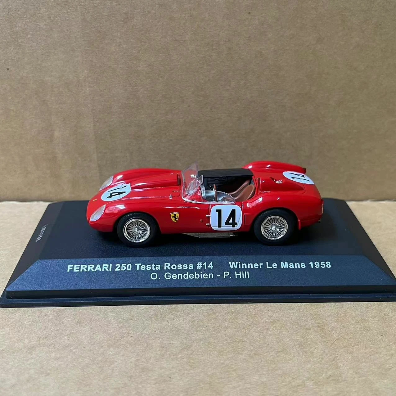Фото Модель IXO 1/43 масштаба 250 TEST ROSSA #   14 1958 Гоночный автомобиль 1Z из сплава, модель №2