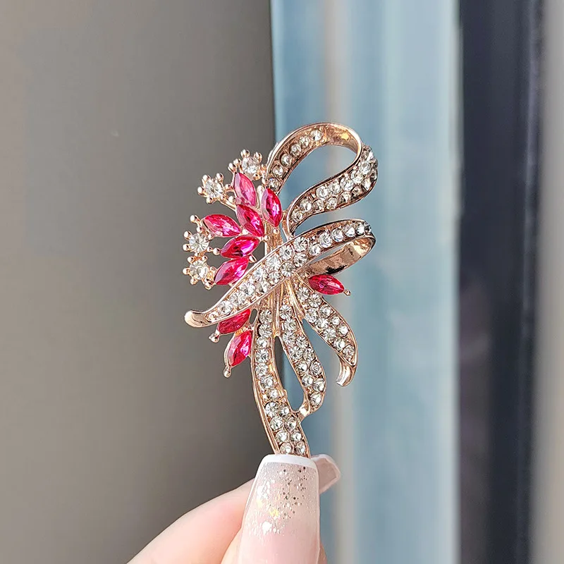 

Crystal Flowers Brooch Elegant Bauhinia Brooches Rhinestone Plant Floral Lapel Pin for Women Corsage Wedding Plant Jewelry Gifts