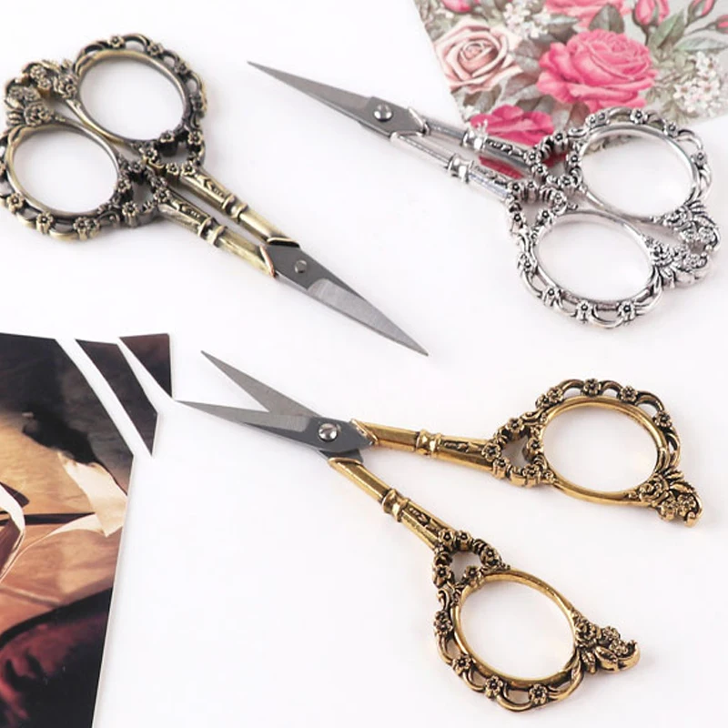 

4 Colors European Vintage Floral Pattern Scissors Foil Cutter Seamstress Blossom Scissor Antique Sewing Fabric Nail Art Tool