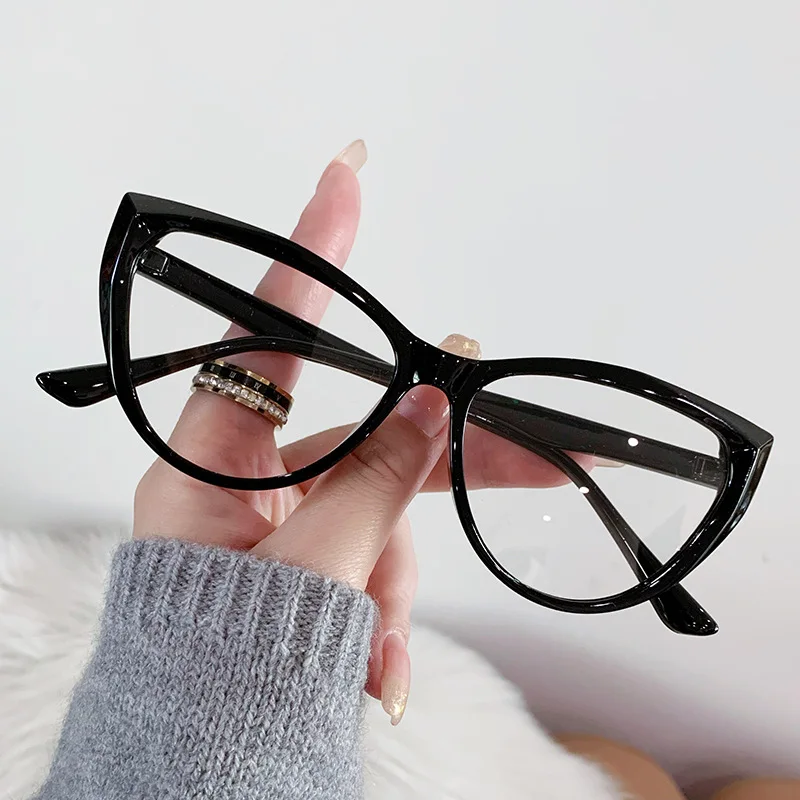 

Blue Light Blocking Glasses Women Designer Eyeglasses Optical Spectacle Transparent Computer Glasses Frame Fashion Round Eyewear