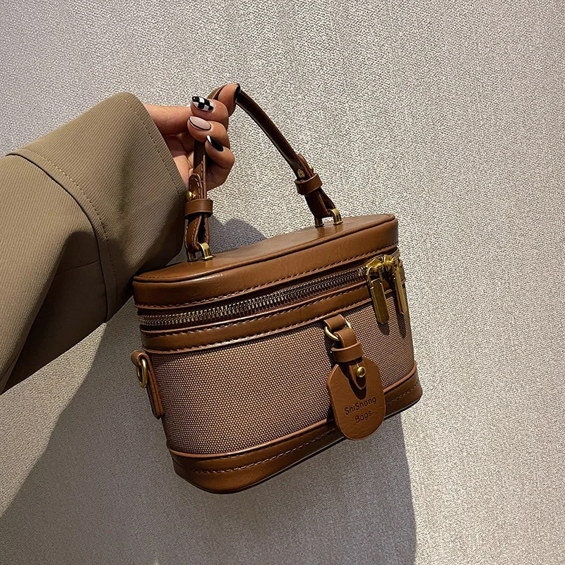 Autumn and Winter New High Sense Special-Interest Design Box Bag Hand Shoulder Messenger Retro Bucket Women