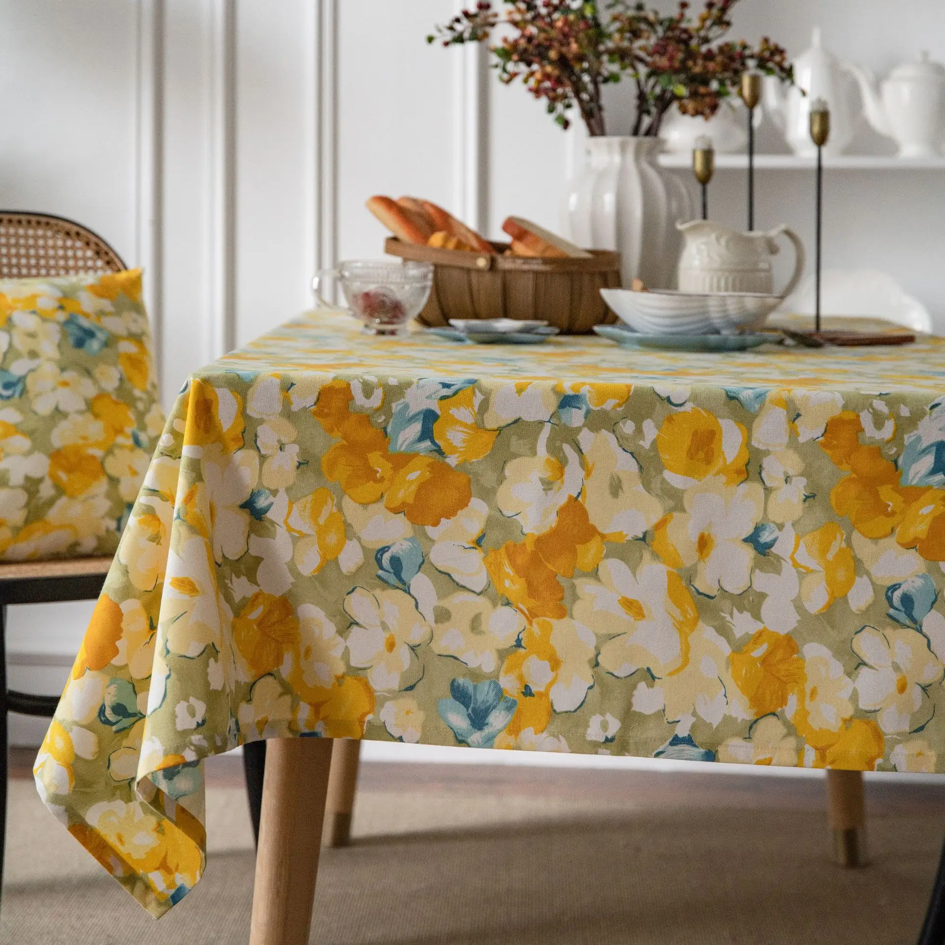 

Yellow Flower Printed Tablecloth Cotton Household Yellow Rectangle Dining Table nappe de Table Cloth for Christmas Banquet Decor