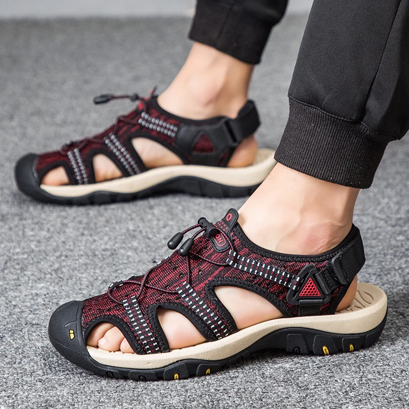 

Men's Closed Toe Sandals Summer New Beach Shoes Outdoor Breathable Casual Flat Sandals for Men Non-slip Men Wading Hiking Shoes