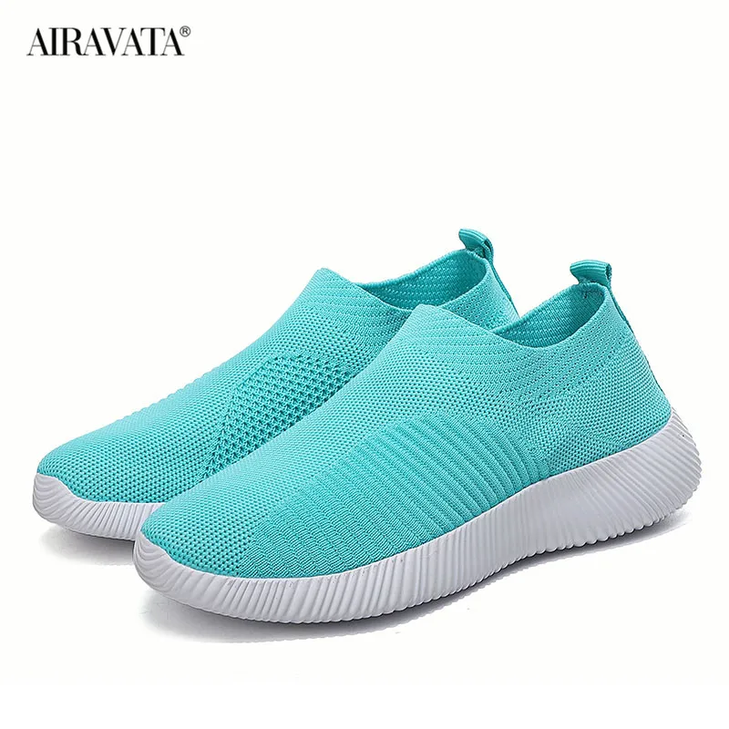 Women's Sports Shoes Lightweight Breathable Mesh Flying Woven Running Shoes Large Size