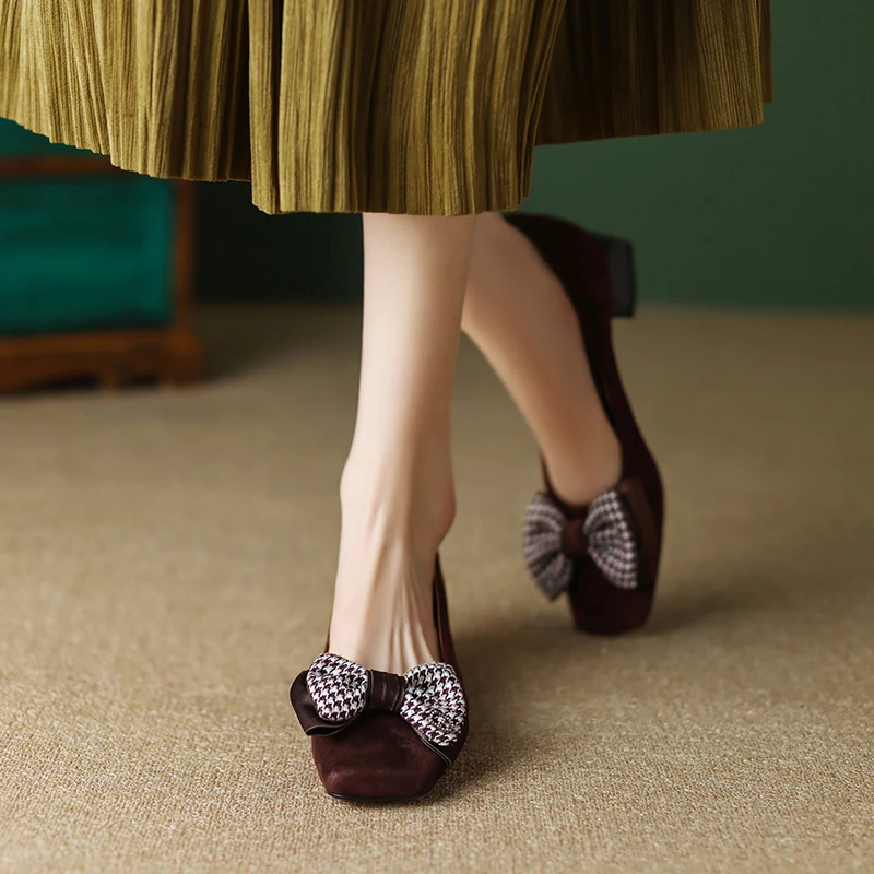 Spring and Autumn Sheepskin Women's Shoes Square Toe Frosted Bow Knot Medium Heel Flower Thick Heels Women's Shoes