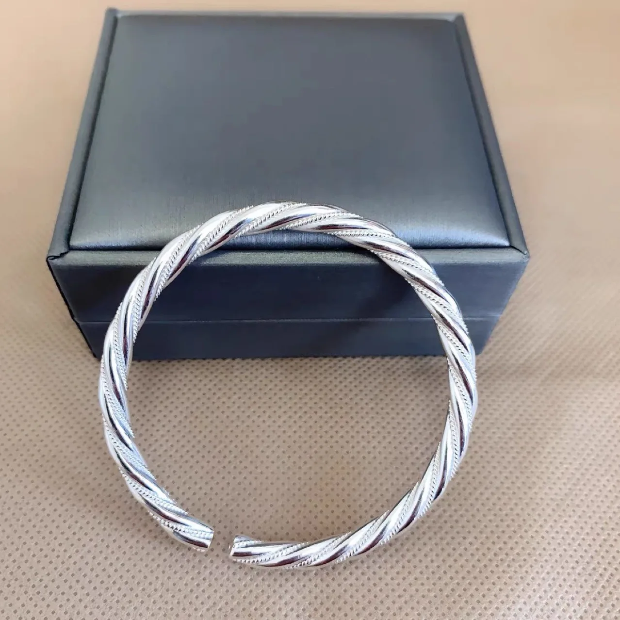 

925 Sterling Silver Twist bangle Handmade Twist Classic Men's and Women's bangle