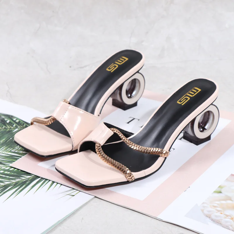 

Women's Sandal 2022 New Fashion Sexy Round Heel Woman Slides Shoes with Rhinestone Outside Wearing Girls Slippers Large Size