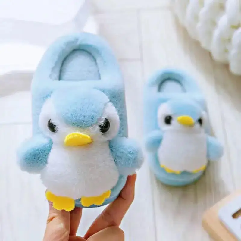 2022 New Arrival Fluffy Slippers Kids Designer Dull Penguin Winter Shoes for Indoor BABI Fun Cartoon Fur Slides Slippers