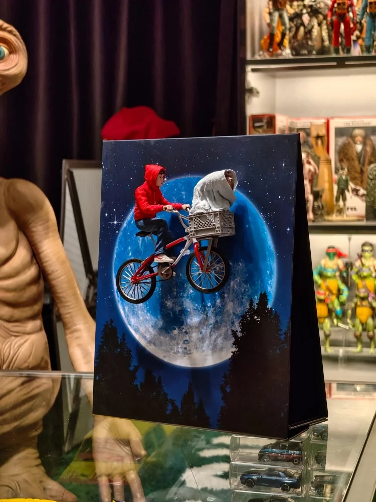 Neca E.T. Экстра-Эфир 40-й годовщины &amp Эллиот с велосипедом Ver Аниме экшн-фигурка
