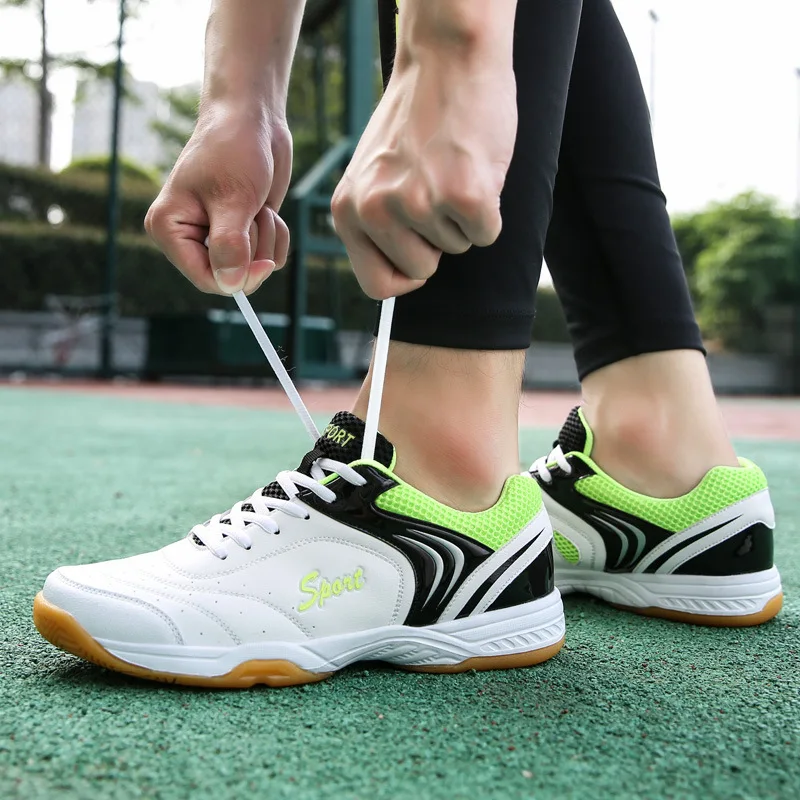 Весенняя зеленая дышащая мужская теннисная обувь, нескользящая женская обувь для бадминтона, уличная тренировочная обувь для Puls, размер 46, женские теннисные туфли