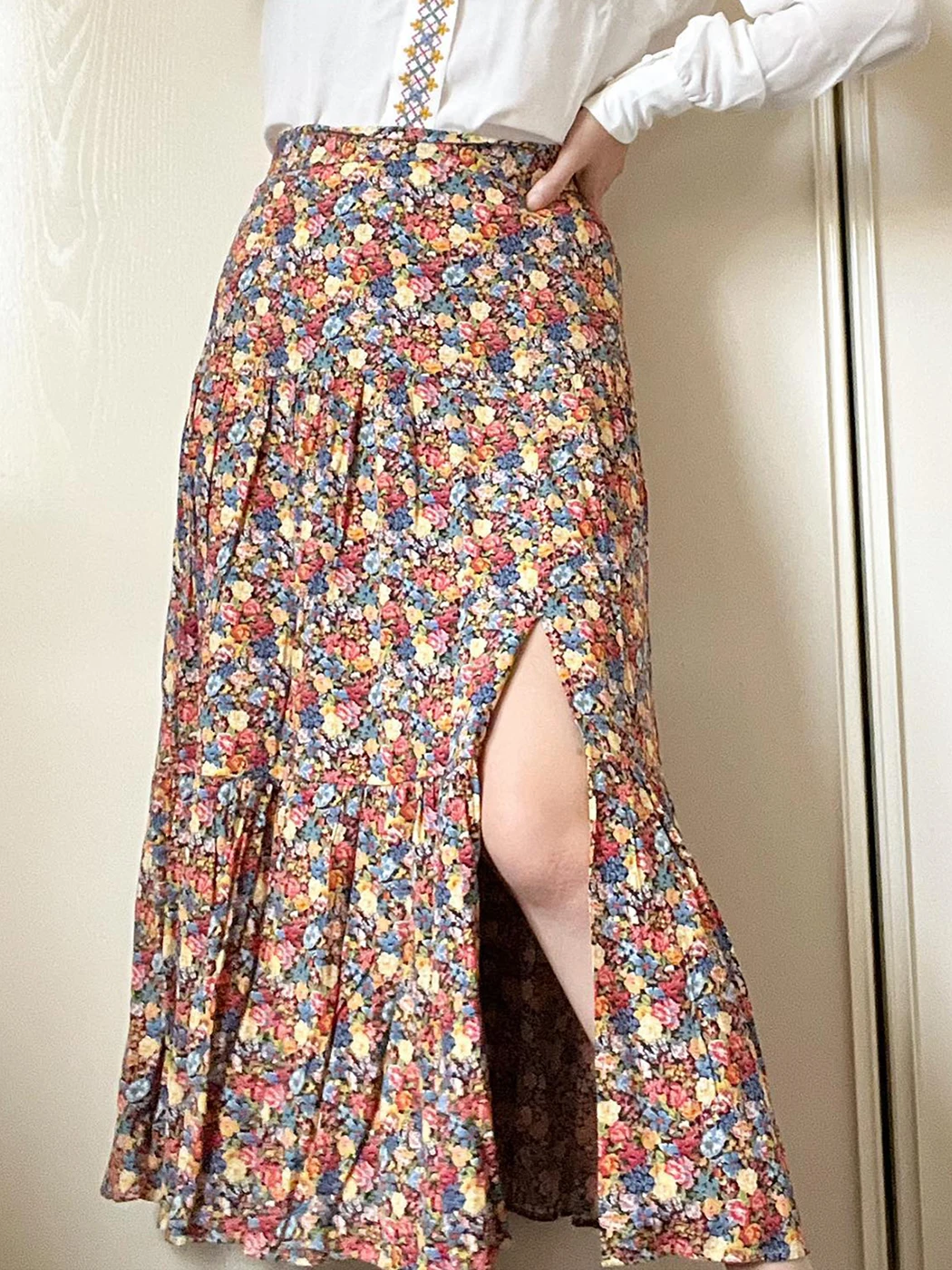 

Vintage Floral Print Long Skirt New 2022 Summer A-line High Waist Split Sexy Midi Skirt Women Elegant French Office Lady Shirts