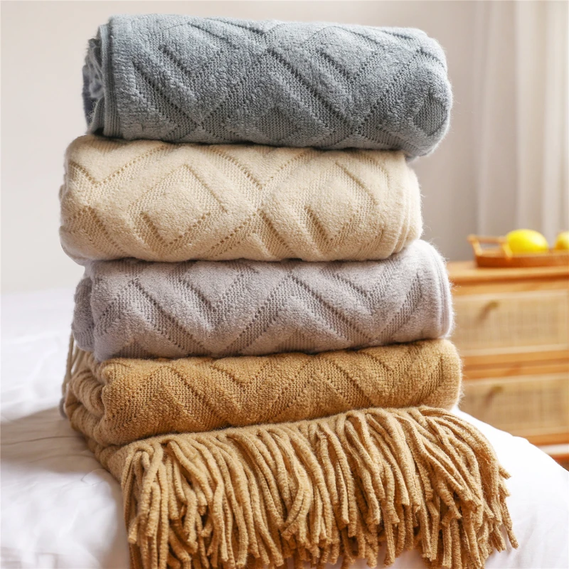 

Nordic Knitted Blanket Soild Color Sofa Throw Blanket With Tassels Travel TV Nap Blankets Air Condition Blankets Bed Decorative