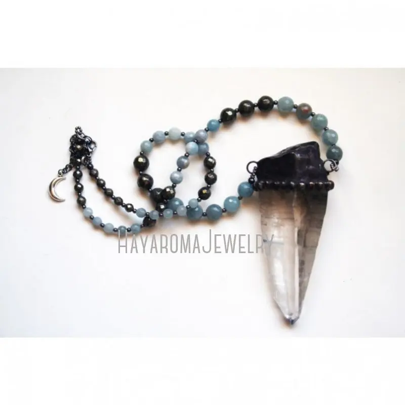 Рисунок 3 - NM43356 массивный бразильский люмерийский кварц