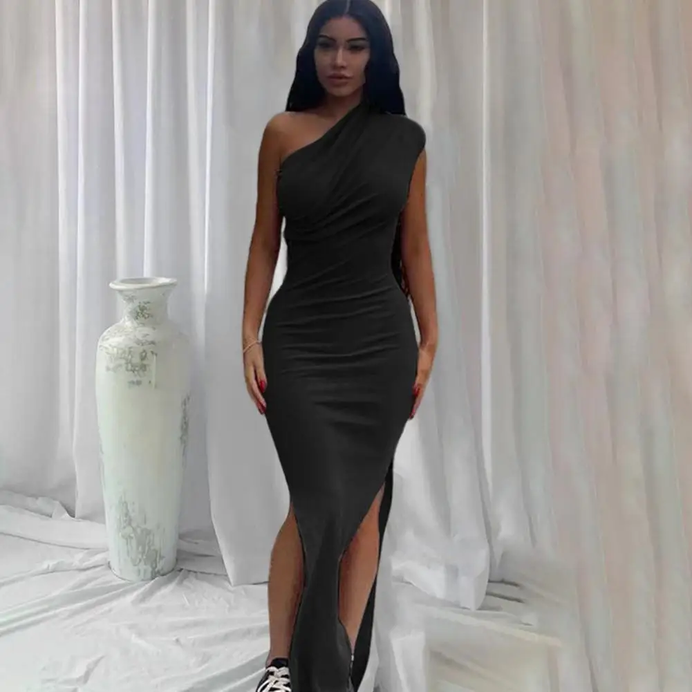 

Sleeveless Slash Neck Side Split Hem Women Dress One Shoulder Body-Shaping Lady Pleated Bodycon Long Dress Party Clothing
