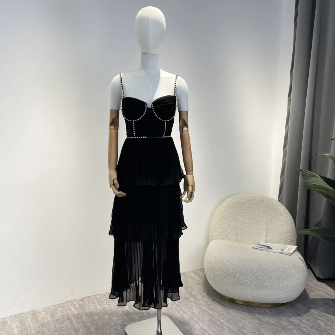 

2023 Summer New Arrivals Diamonds Beading Cascading Flounce Sleeveless Pleated Black Midi Cake Straps Dresses for Women
