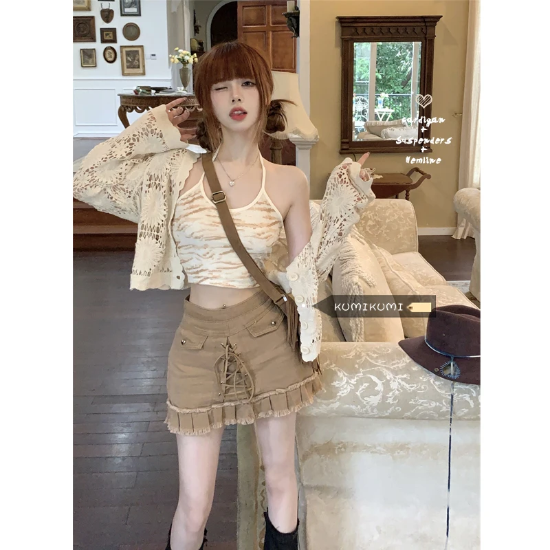 

Kumikumi spice girls wear a thin long sleeved sunscreen cardigan with suspenders women's summer Millennium skirt two-piece suit