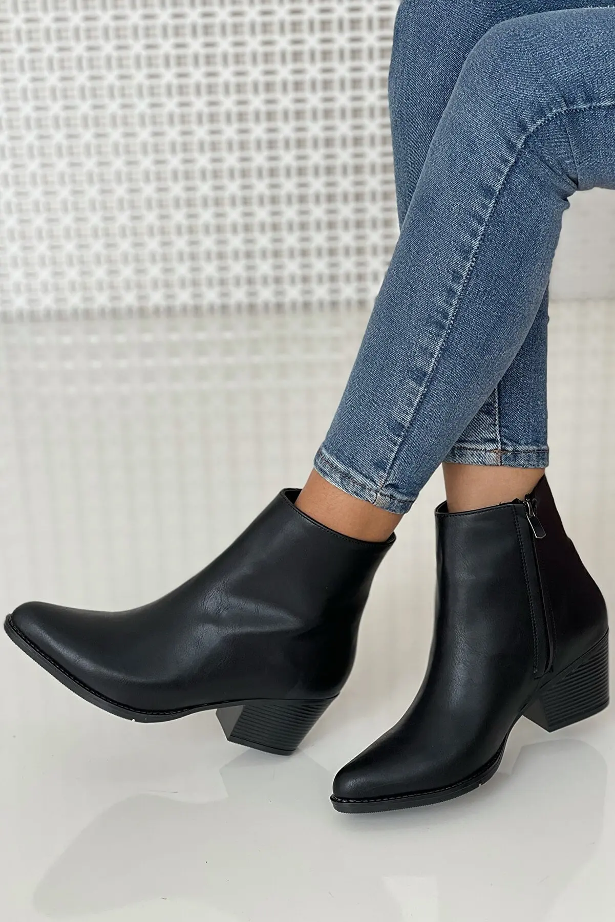 

Womens Boot New Fashion
