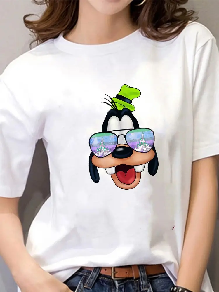 

Disney T Shirt Women Summer Goofy Trendy Casual Wearing Sunglasses Series New Products Trendy Comfy Popular Sunglasses Tshirt