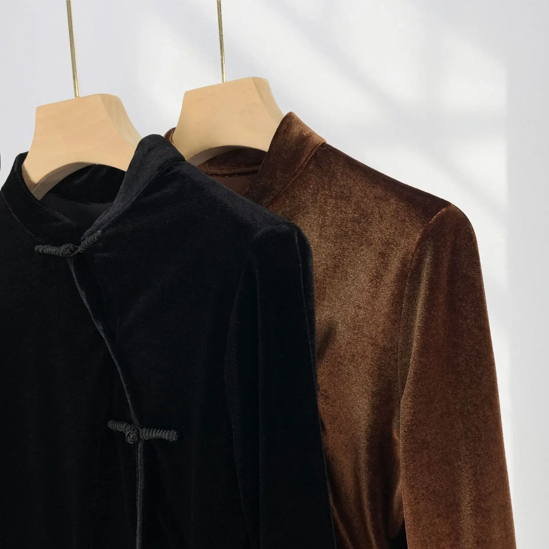 Новинка Весенняя винтажная клетчатая футболка на пуговицах Женская облегающая с