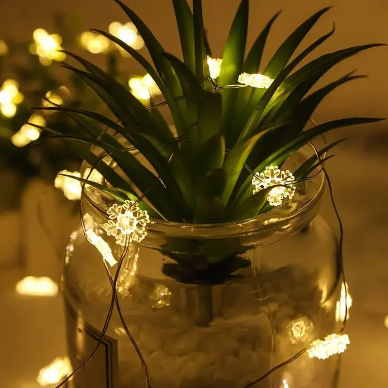 

HMTX 2M 20LED, Snowflake Copper String Lights, Christmas Tree Decorative Lights