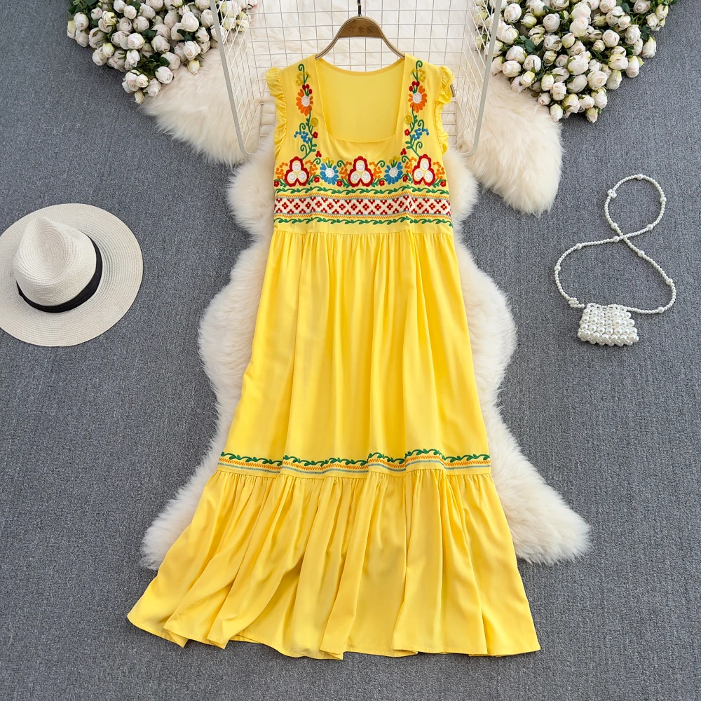 

Богемное ретро платье в этническом стиле с квадратным воротником и рукавами-крылышками; Платье трапециевидной формы с оборками; Платье для ...